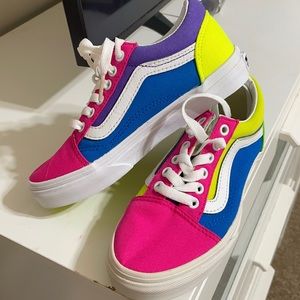 Girls highlighter  vans